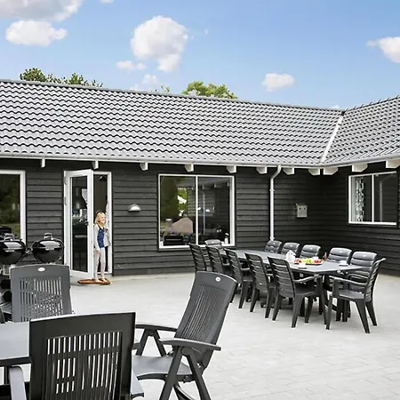 Villavilla 346 - Asserboliseleje, Nordsjaelland * Frederiksværk